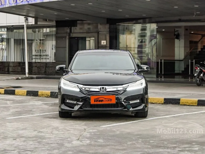 2016 Honda Accord VTi-L Sedan