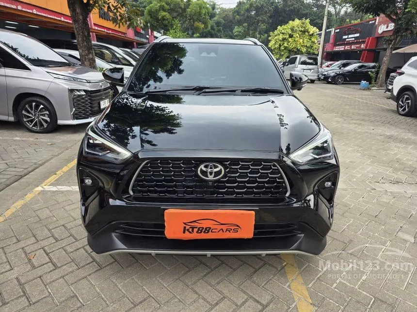 2024 Toyota Yaris Cross S HV (Premium colour) SUV