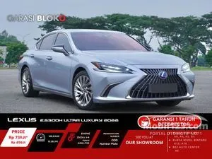 2022 Lexus ES 300h 2.5 Ultra Luxury Sedan