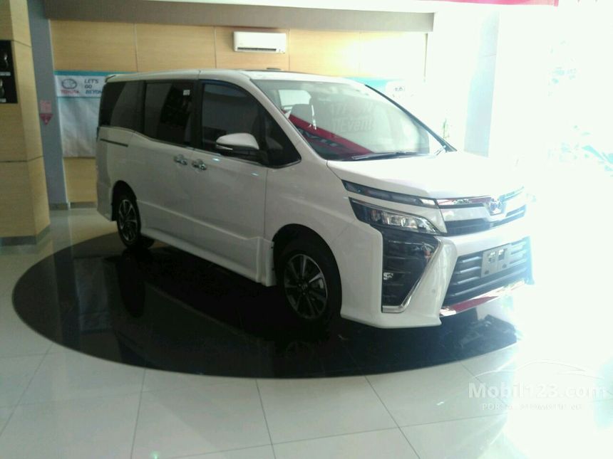 Jual Mobil Toyota Voxy 2019  R80 2 0 di DKI Jakarta 