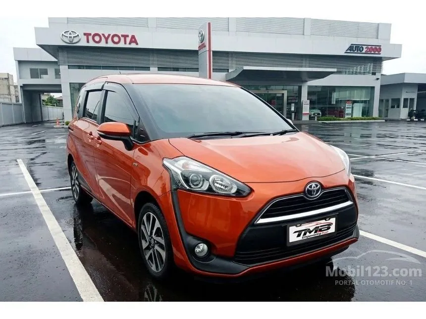 2017 Toyota Sienta V MPV