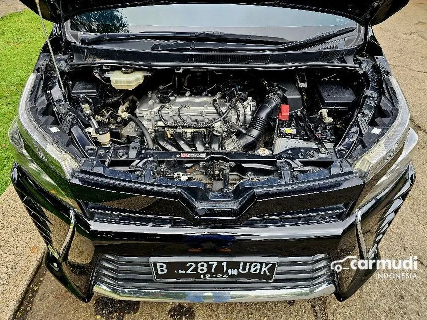 2019 Toyota Voxy MPV