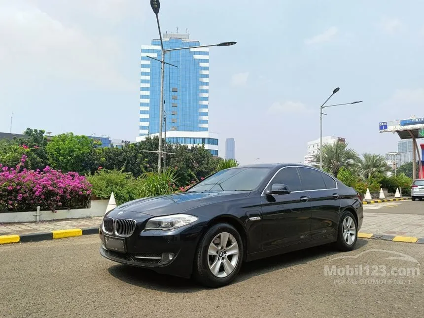 Jual Mobil BMW 528i 2011 3.0 di DKI Jakarta Automatic Sedan Hitam Rp 320.000.000