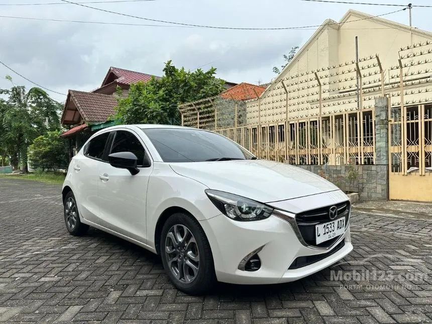 Jual Mobil Mazda 2 2018 GT 1.5 di Jawa Timur Automatic Hatchback Putih Rp 220.000.000