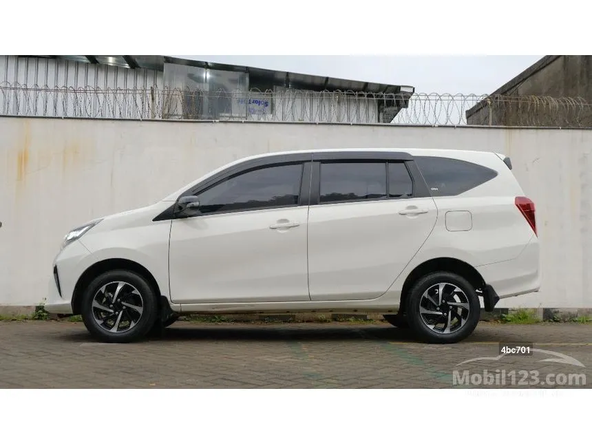 2023 Daihatsu Sigra R MPV