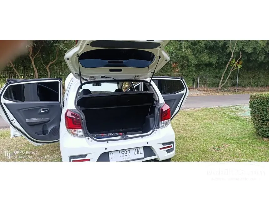 2017 Daihatsu Ayla R Deluxe Hatchback