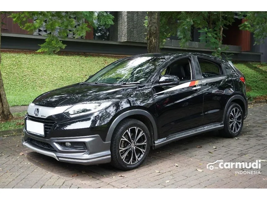 Jual Mobil Honda HR