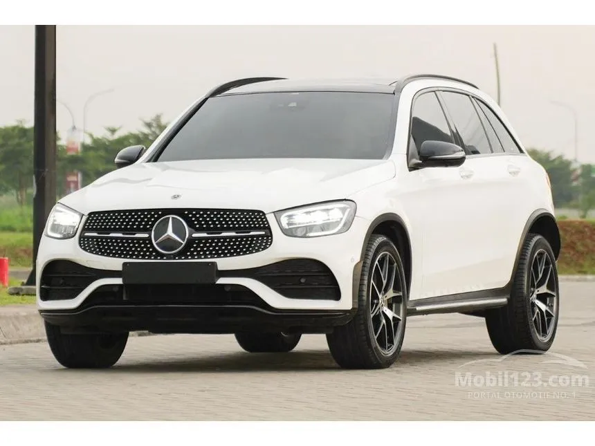 2022 Mercedes-Benz GLC200 Night Edition AMG Line SUV