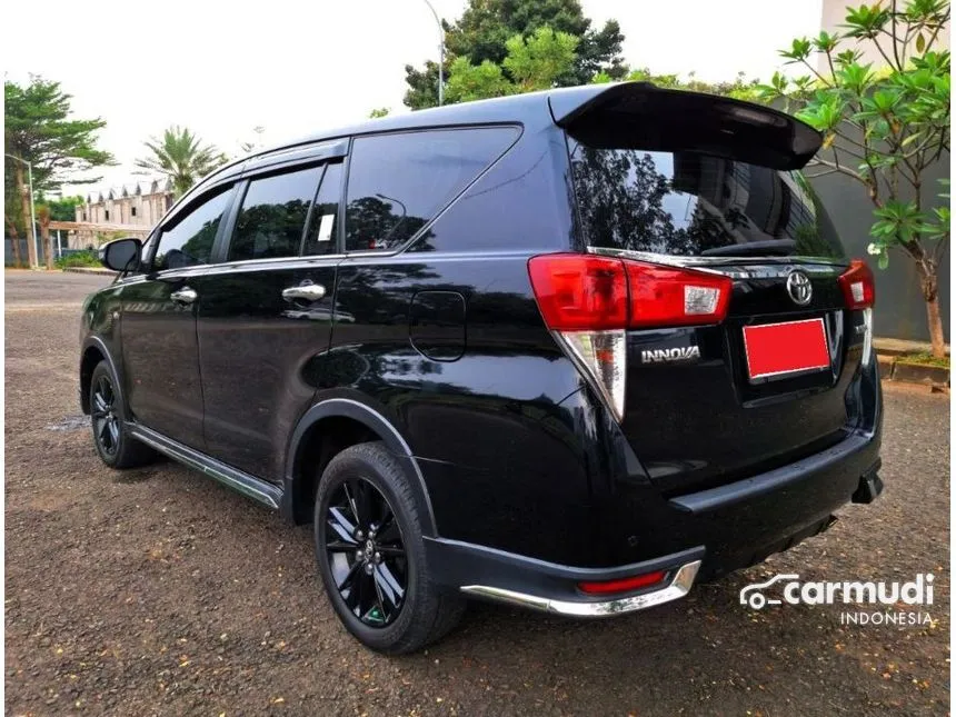 2019 Toyota Innova Venturer Wagon