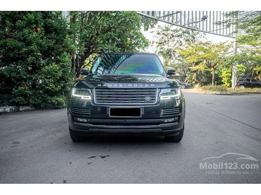 2013 Land Rover Range Rover Vogue SUV