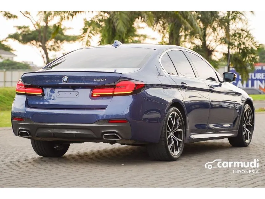 2021 BMW 520i M Sport Sedan