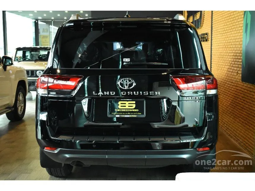 2024 Toyota Land Cruiser GX SUV