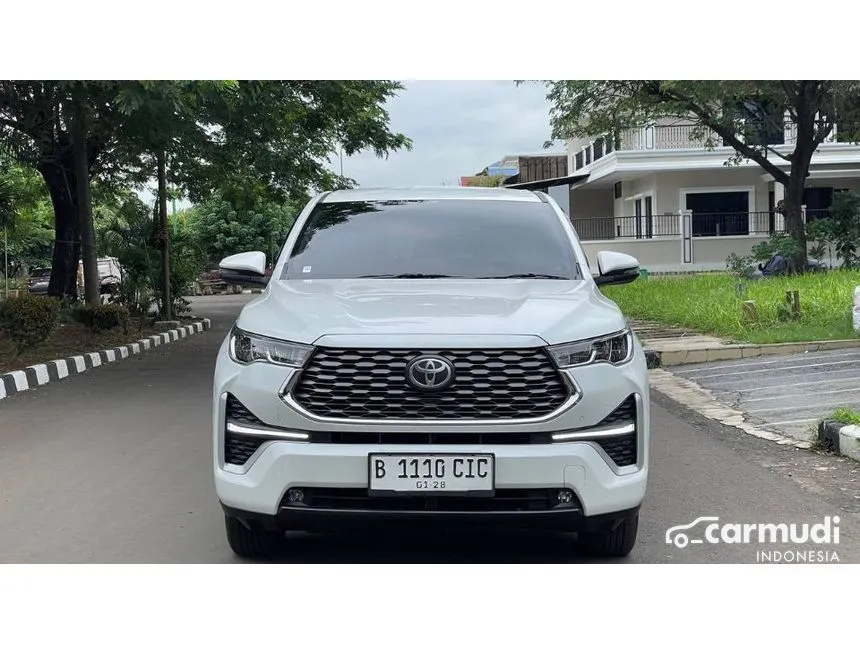 2022 Toyota Kijang Innova Zenix V Wagon