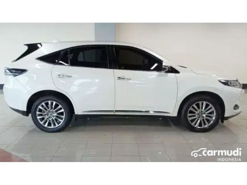 2014 Toyota Harrier SUV