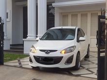 2010 Mazda 2 1.5 R Sedan