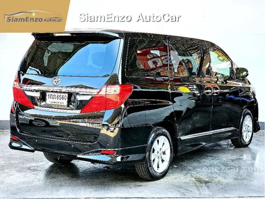 2013 Toyota Alphard V Van