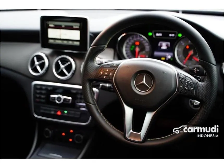 2014 Mercedes-Benz GLA200 Urban SUV