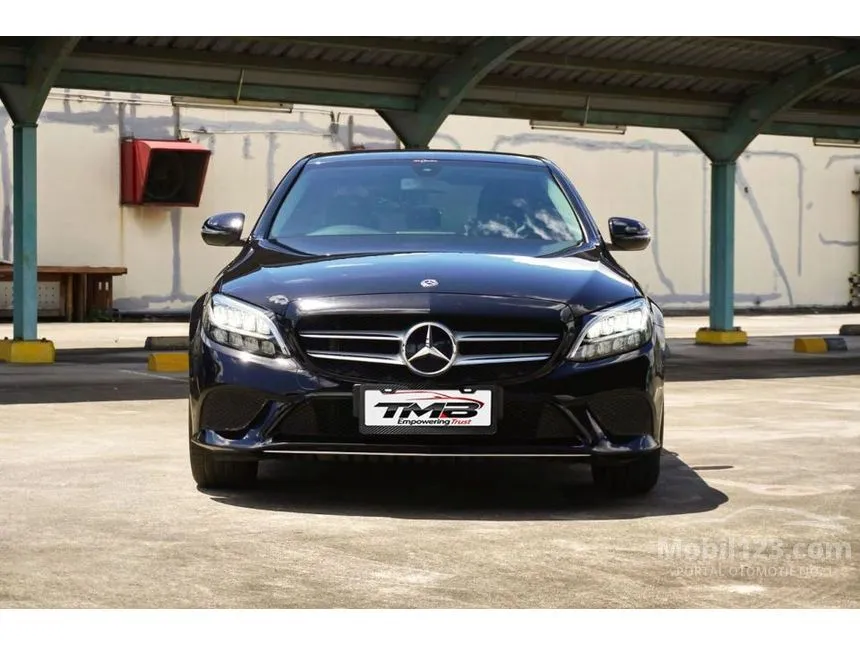 2019 Mercedes-Benz C180 Avantgarde Line Sedan