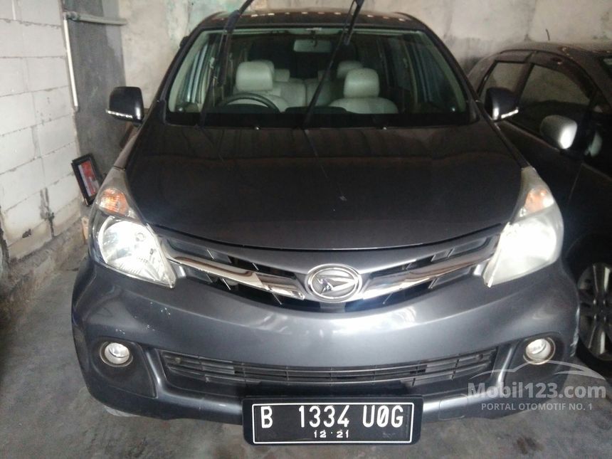 Jual Mobil Daihatsu Xenia 2012 R 1.3 di Yogyakarta 