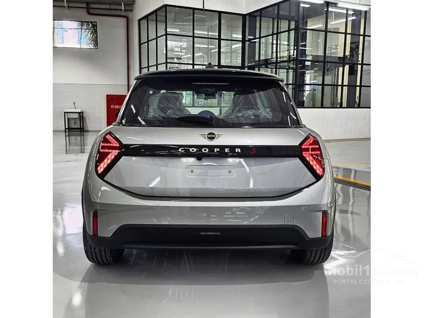 2025 MINI Cooper S 3 Door Hatchback