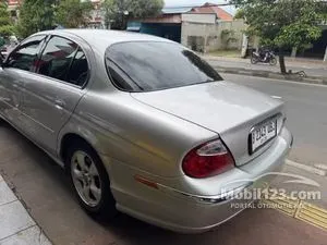 2000 Jaguar S-Type 3.0 V6 Special Equipment Sedan