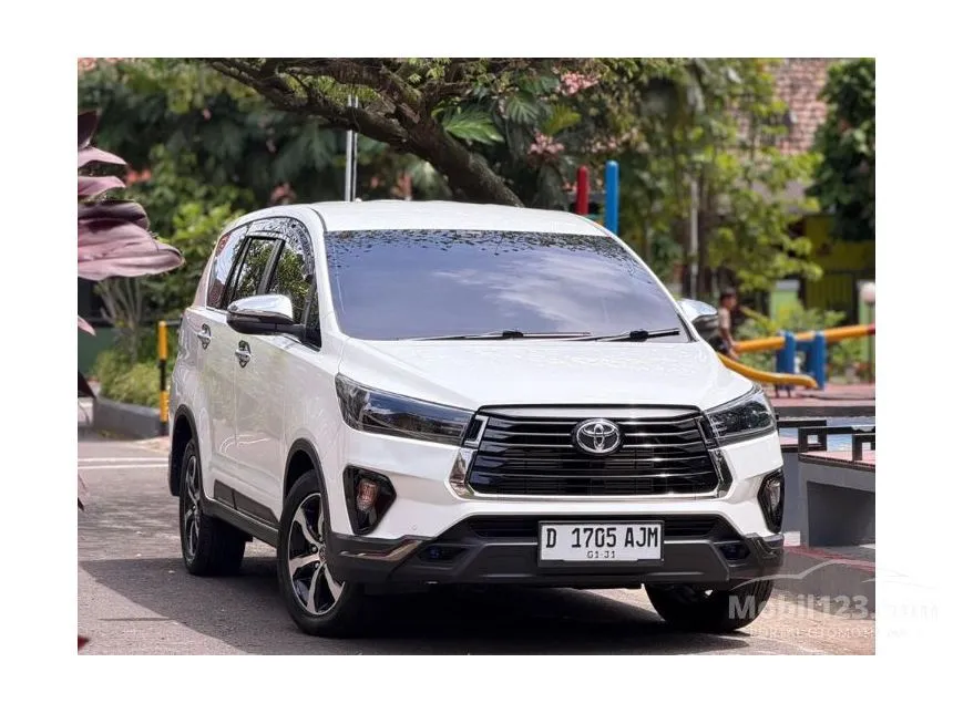 2021 Toyota Kijang Innova Venturer MPV