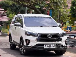 2021 Toyota Kijang Innova 2.4 Venturer MPV