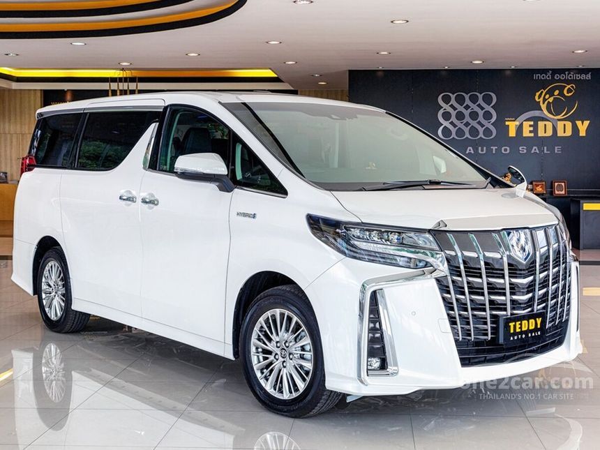 Toyota alphard 2020 года