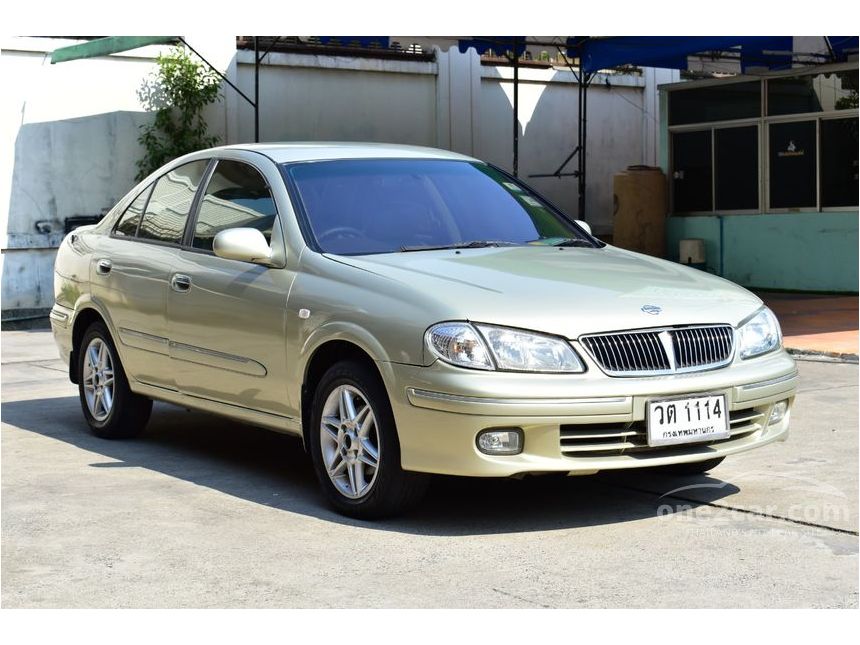 Nissan sunny 2002