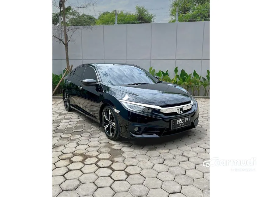 2017 Honda Civic ES Sedan