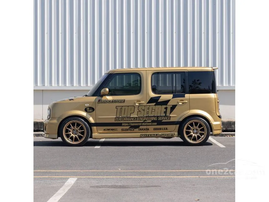 2010 Nissan CUBE Z12 Hatchback