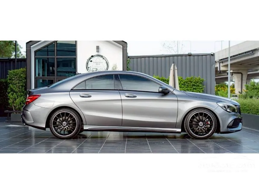 2018 Mercedes-Benz CLA250 AMG Dynamic Sedan