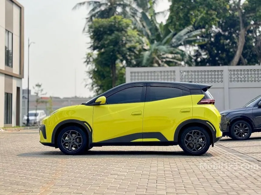 2025 BYD Atto 1 Long Range Premium Hatchback