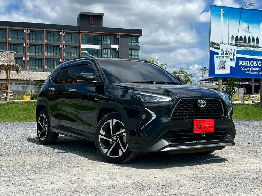 2023 Toyota Yaris Cross HEV Premium Luxury SUV
