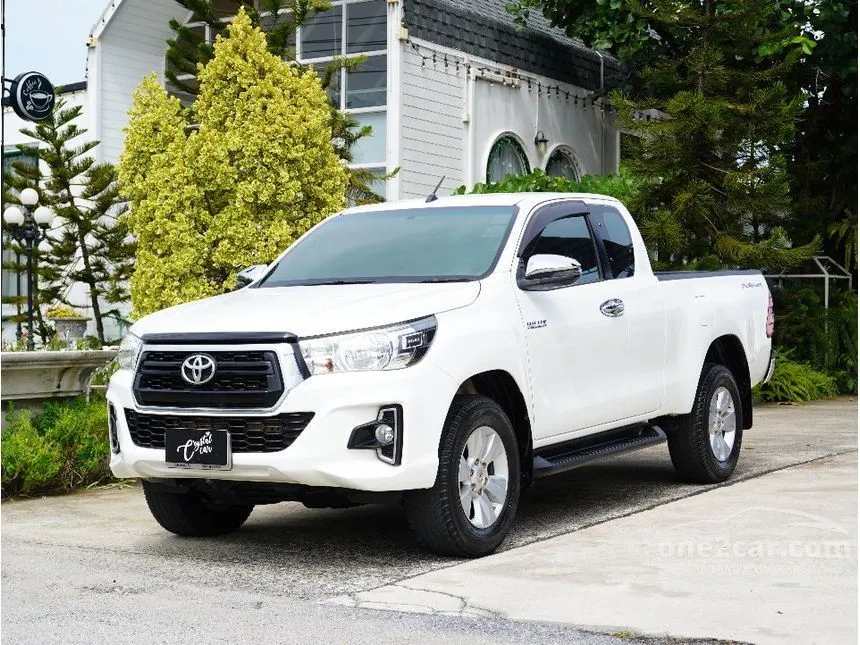 2019 Toyota HILUX REVO E Prerunner Smart Cab Pickup