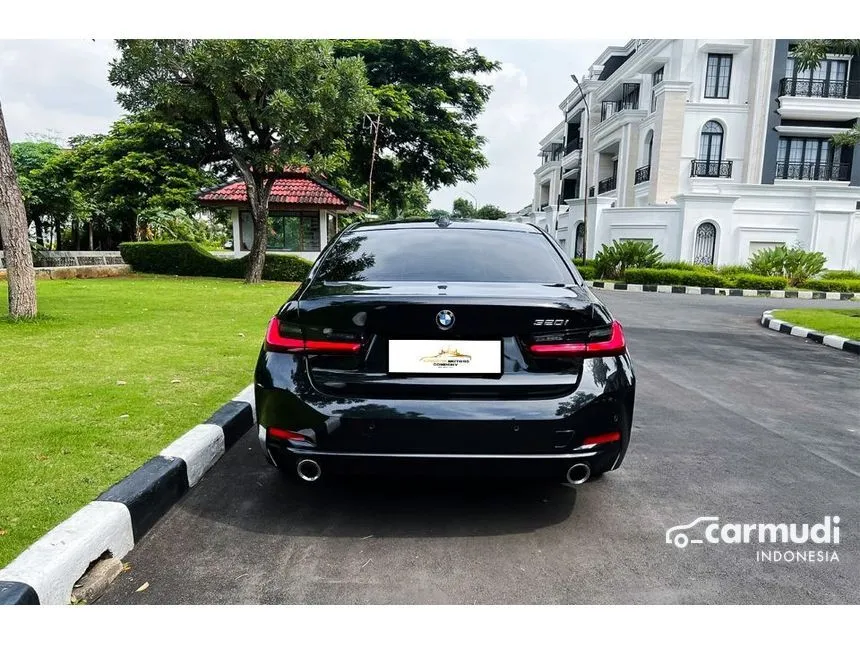 2023 BMW 320i Sport Sedan