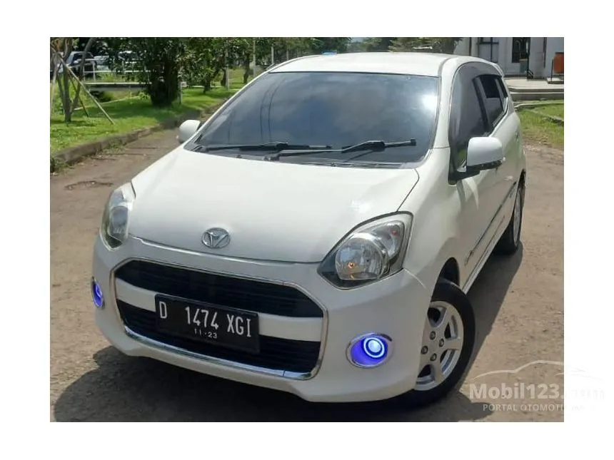 Jual Mobil Daihatsu Ayla 2015 X 1.0 di Jawa Barat Manual Hatchback Putih Rp 85.000.000