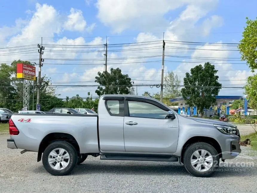2020 Toyota HILUX REVO Mid Smart Cab Pickup