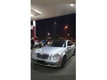 Jual cepat BU Mercedes Benz w211 E260, mesin ok, harga ok, nego wa!