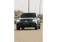 2022 Mercedes-Benz GLC200 2.0 Night Edition AMG Line SUV Black on Black Odo 19 Rb (TERMURAH)
