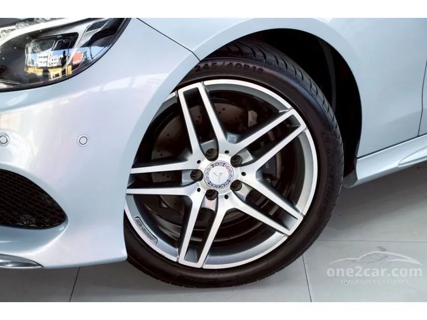 2016 Mercedes-Benz E300 Blue TEC Hybrid Sedan