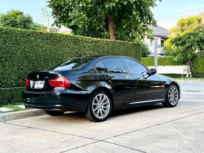 2012 BMW 318i Sedan