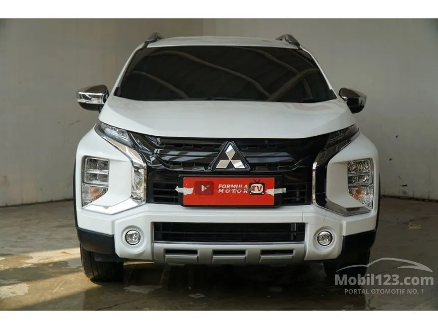 Jual Mobil Mitsubishi Xpander 2021 CROSS 1.5 di Jawa Barat Automatic Wagon Putih Rp 234.000.000