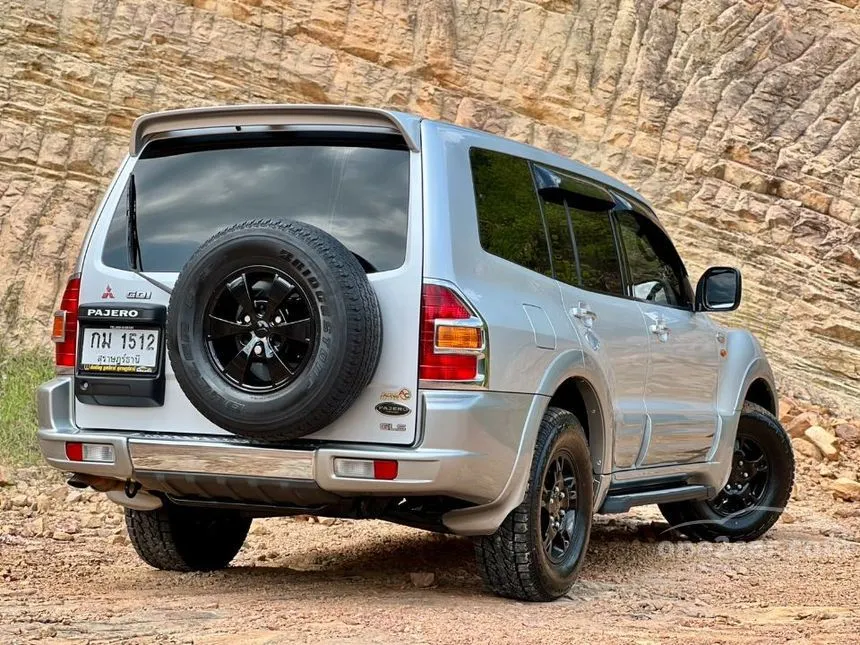 2001 Mitsubishi PAJERO GLS SUV