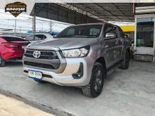2021 Toyota HILUX REVO 2.4 Smart Cab Prerunner Entry Pickup