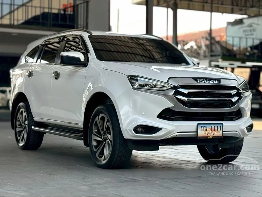 2021 Isuzu MU-X Ultimate SUV