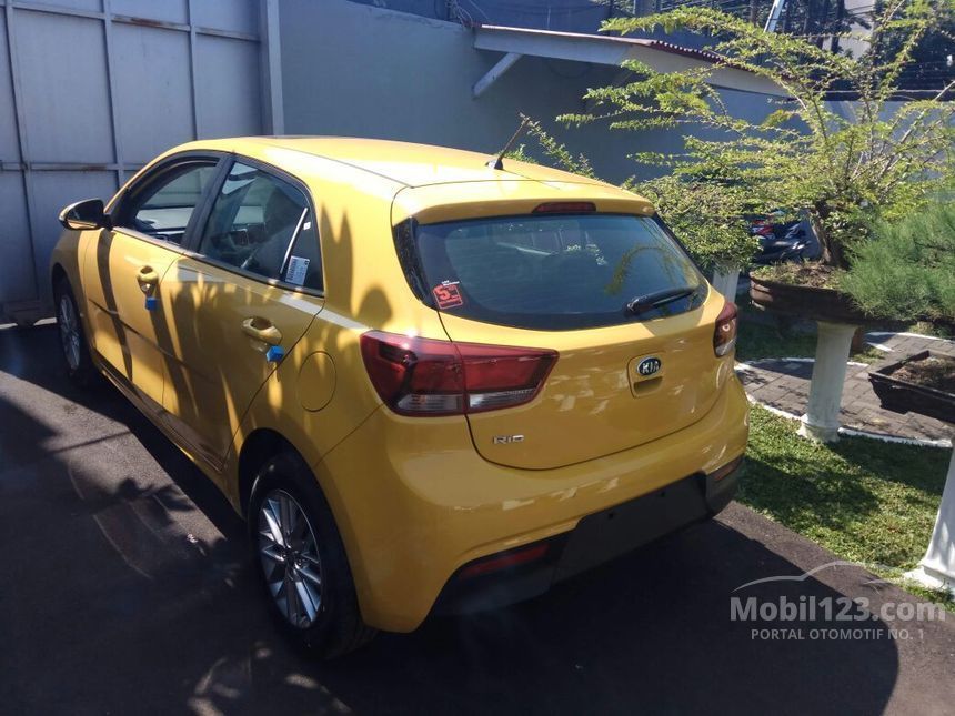 Jual Mobil KIA Rio 2017 YB 1.4 di Jawa Barat Automatic 