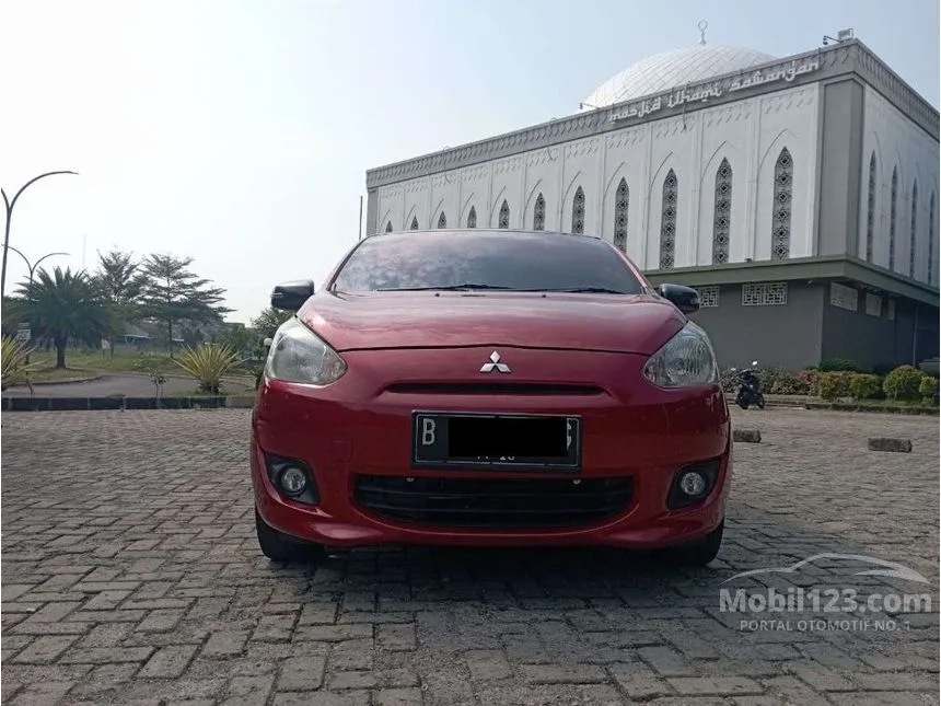 Jual Mobil Mitsubishi Mirage 2015 EXCEED 1.2 di Jawa Barat Automatic Hatchback Merah Rp 105.000.000