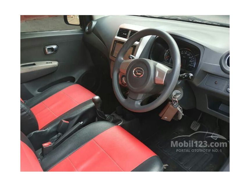 Jual Mobil  Daihatsu  Ayla  2014 X 1 0 di Jawa  Barat  Manual 