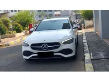 2022 Mercedes-Benz C200 1.5 Avantgarde Line Sedan putih km 23 ribuan